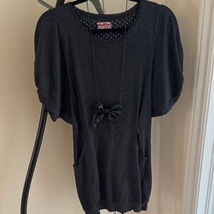 Chic Black Puff Sleeve Top